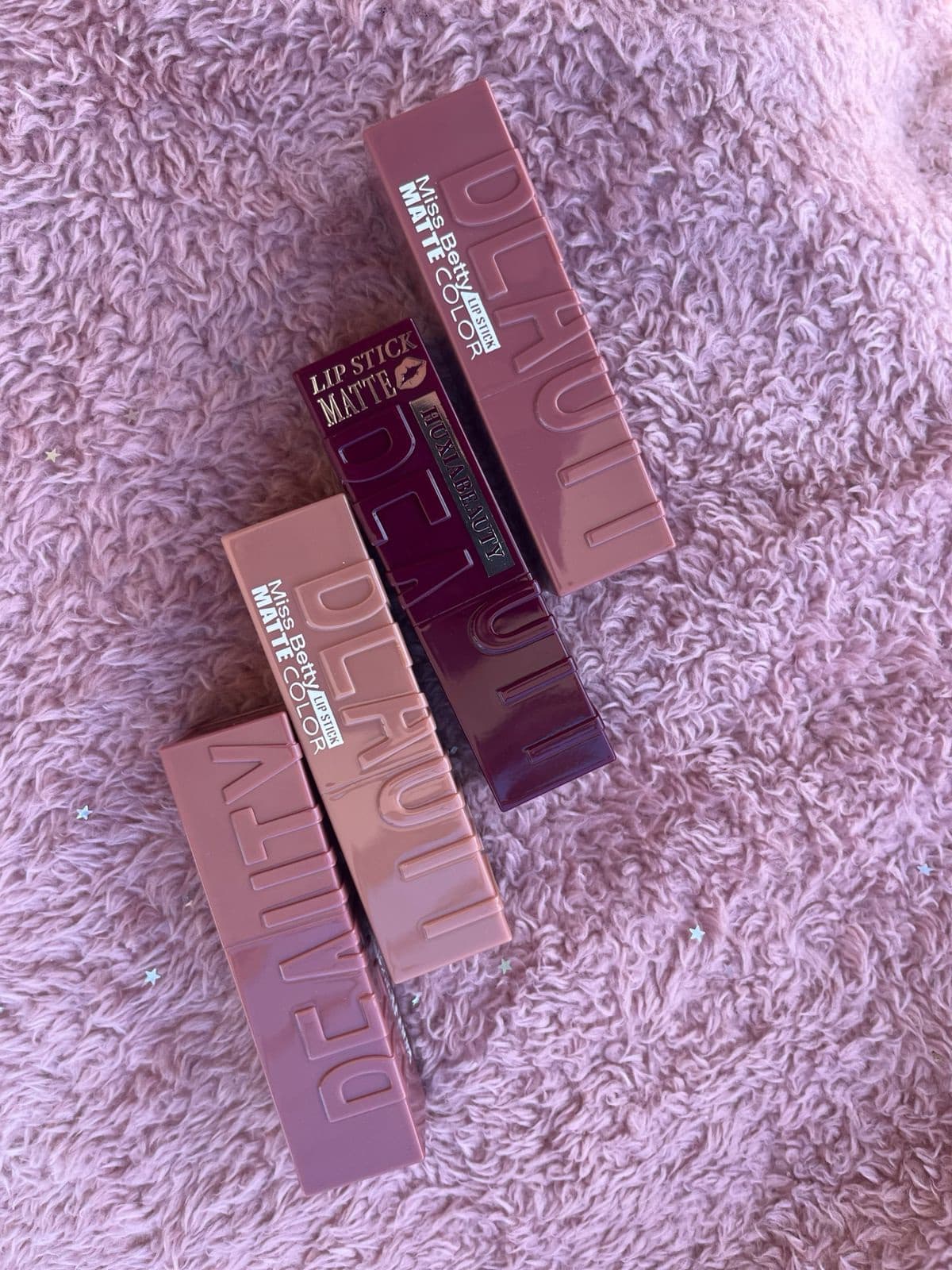 Labial barra matte MISS BETTY🌸